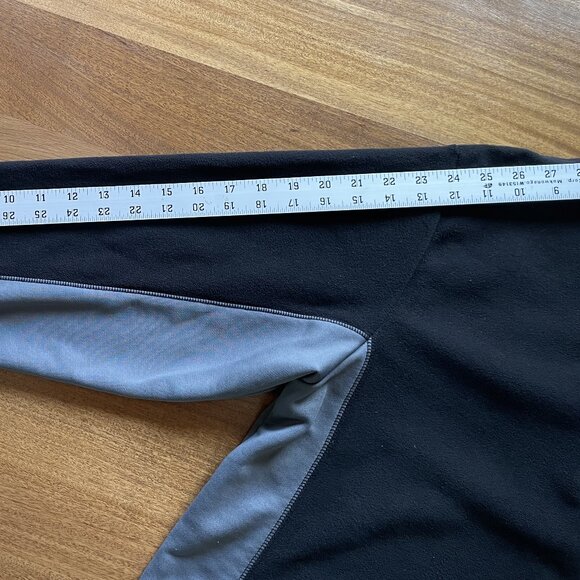 NFL Team Apparel Green Bay Packers Men’s Sz Med 1/4 Zip Black Gray L/S Pullover - Picture 8 of 10